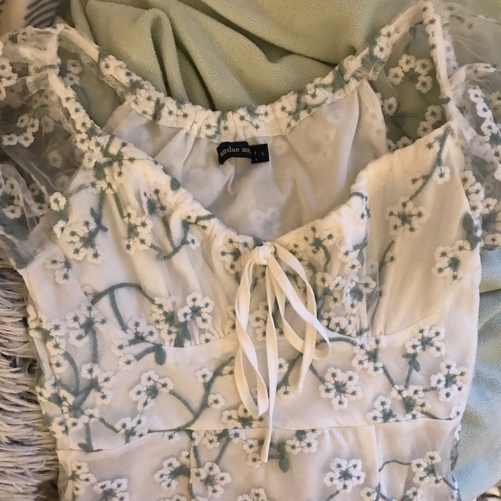 super cute floral dress